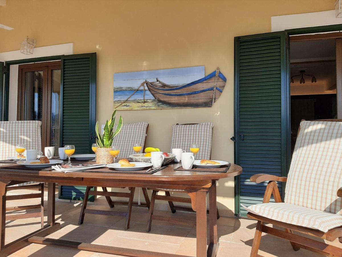 Solaris Methea- Luxury Central Villa By The Castle Kassiopi Exterior foto