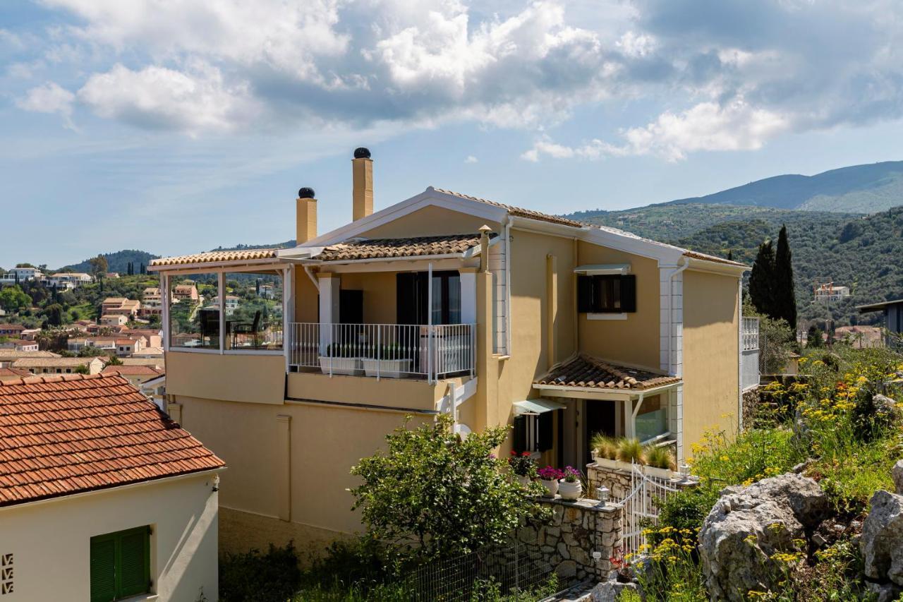 Solaris Methea- Luxury Central Villa By The Castle Kassiopi Exterior foto
