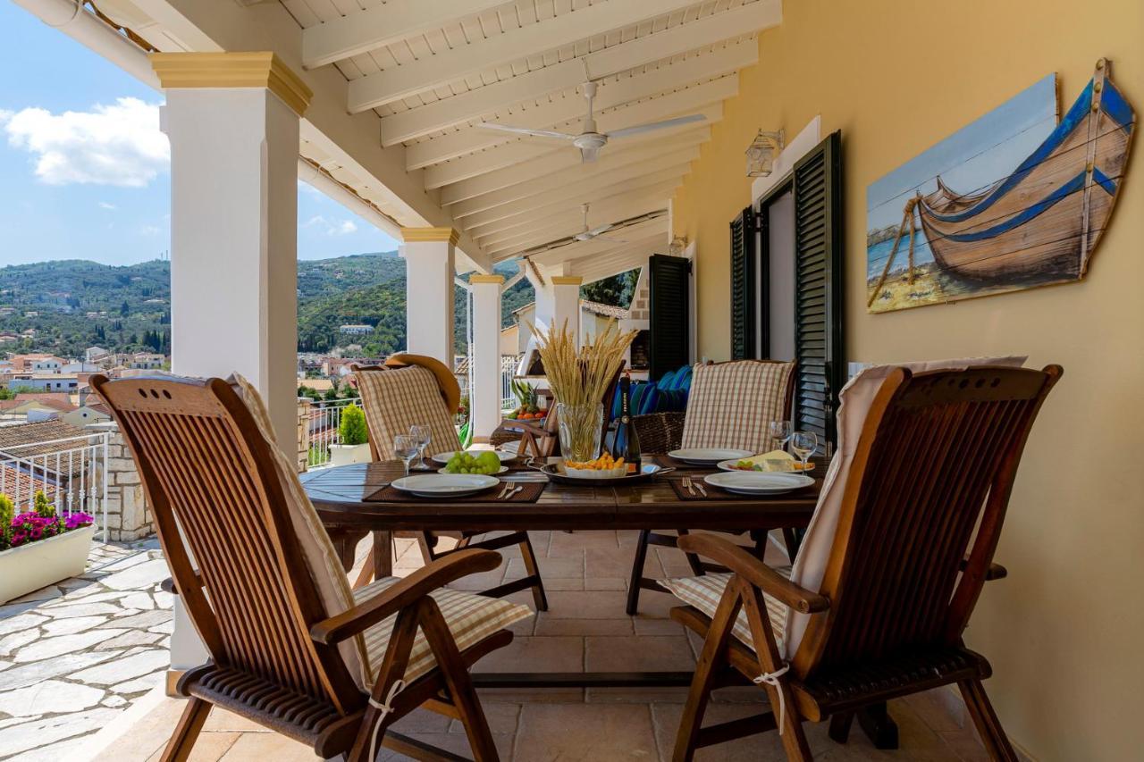 Solaris Methea- Luxury Central Villa By The Castle Kassiopi Exterior foto